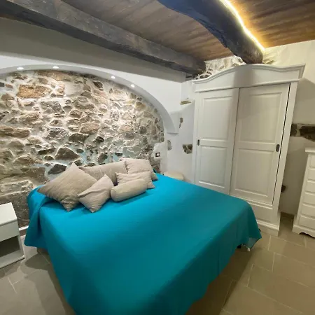 Dom wakacyjny La Mia Casetta Country Chic Ozieri